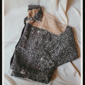 🆕️Pumpkin Patch Collection//Distressed jacket